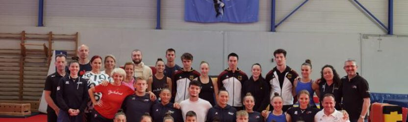Hand in Hand mit Frankreich